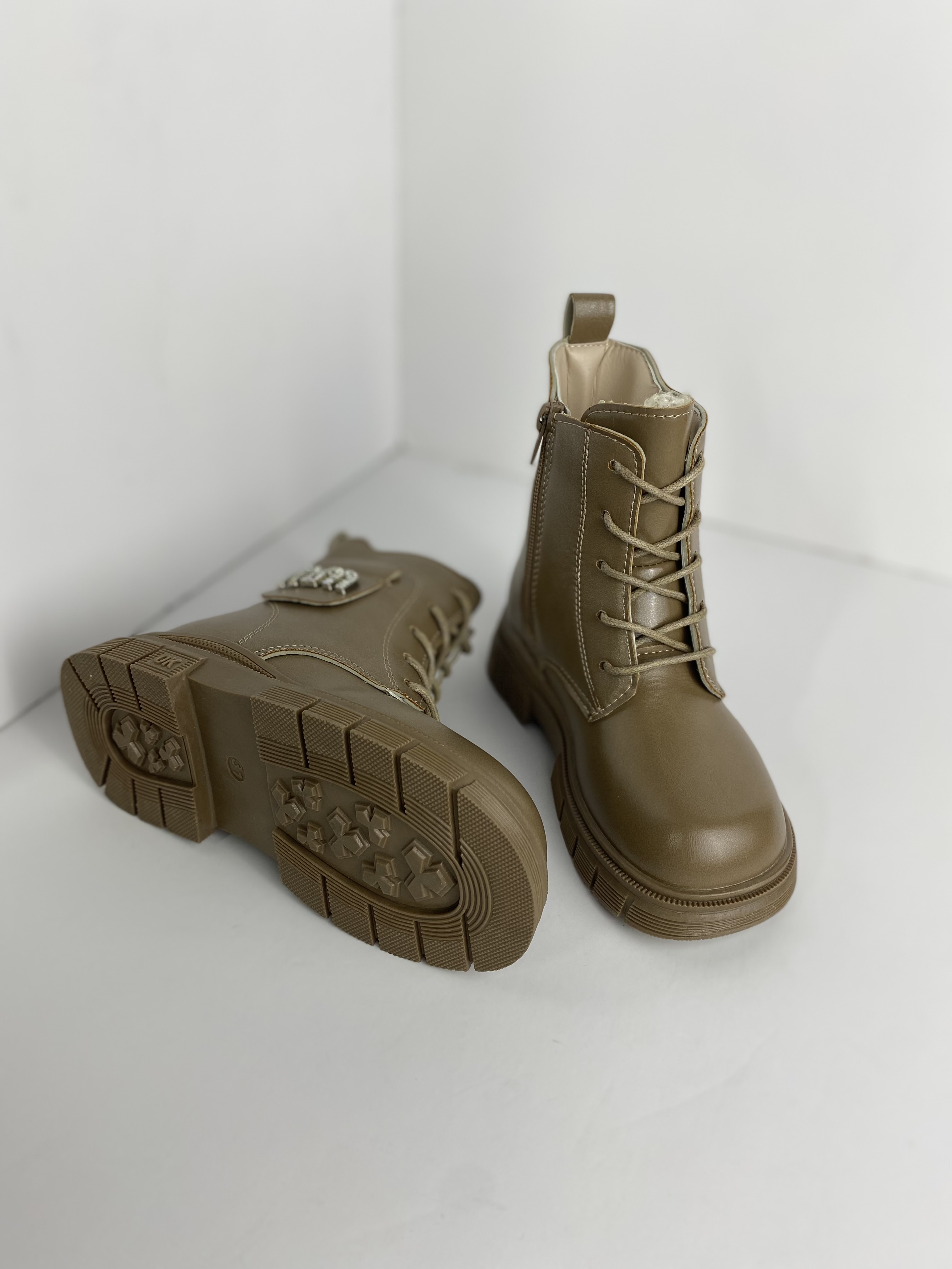 بوت دخترانه مدل M کریستالی3269