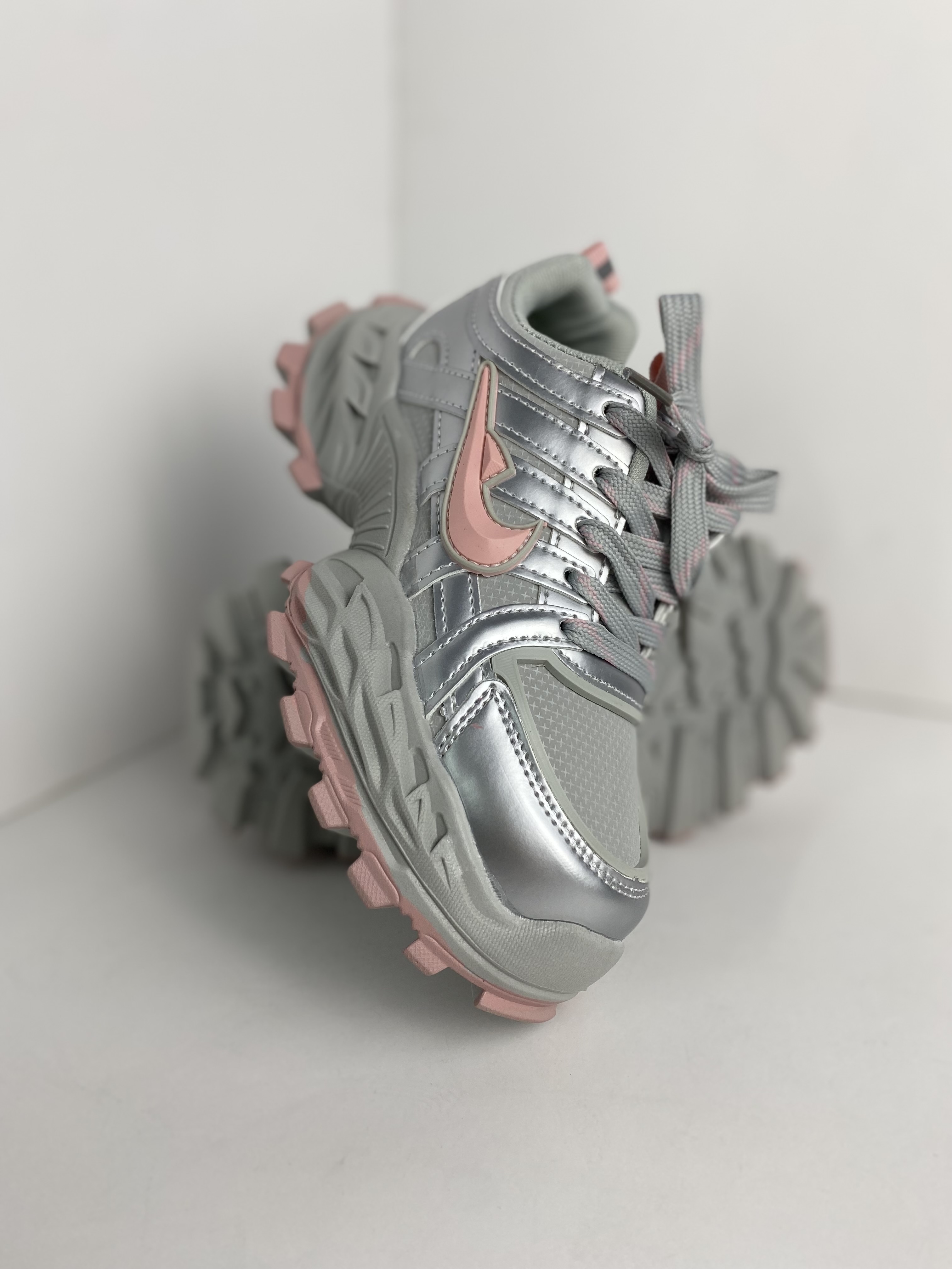 ۳۲۱۷کتونی لژدار کفه تراکی  اسپرت